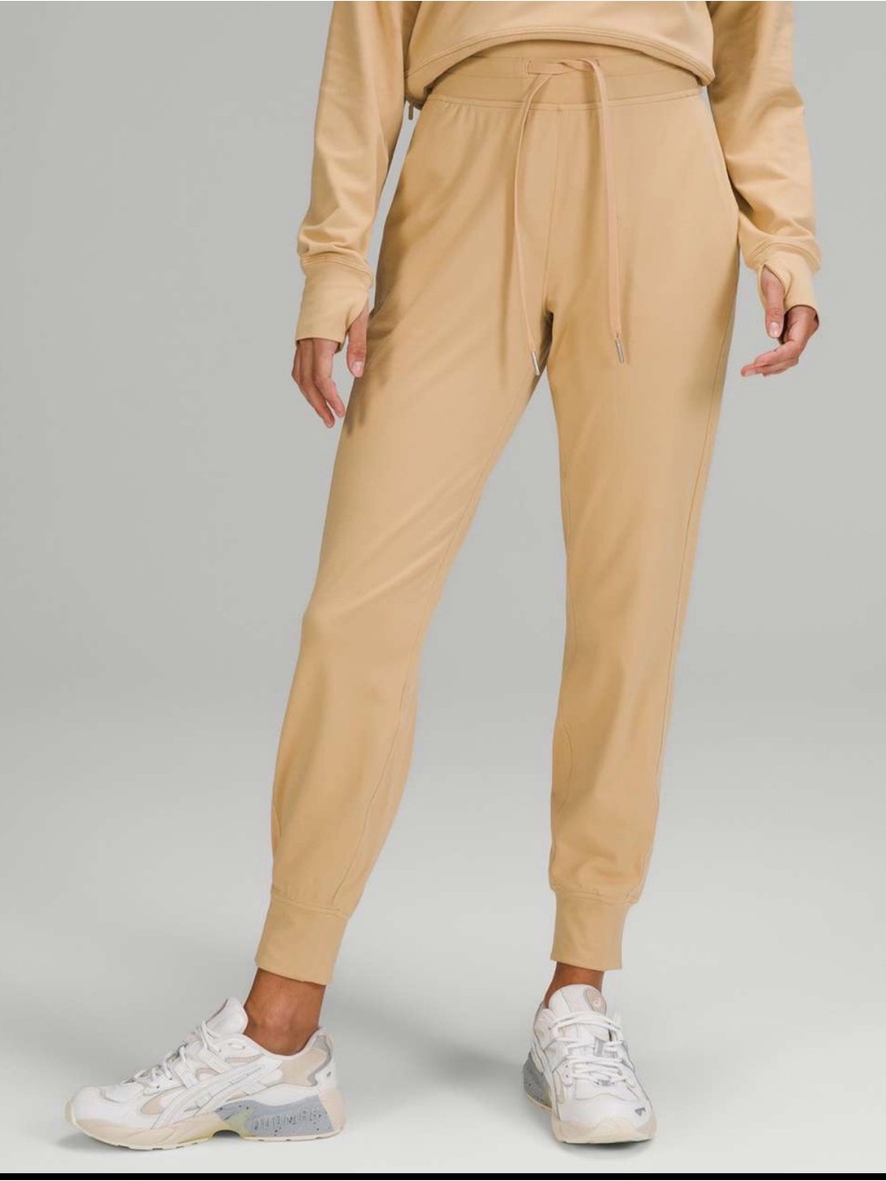 Lululemon Beige Khaki Lightweight Jogger Pants Size 4